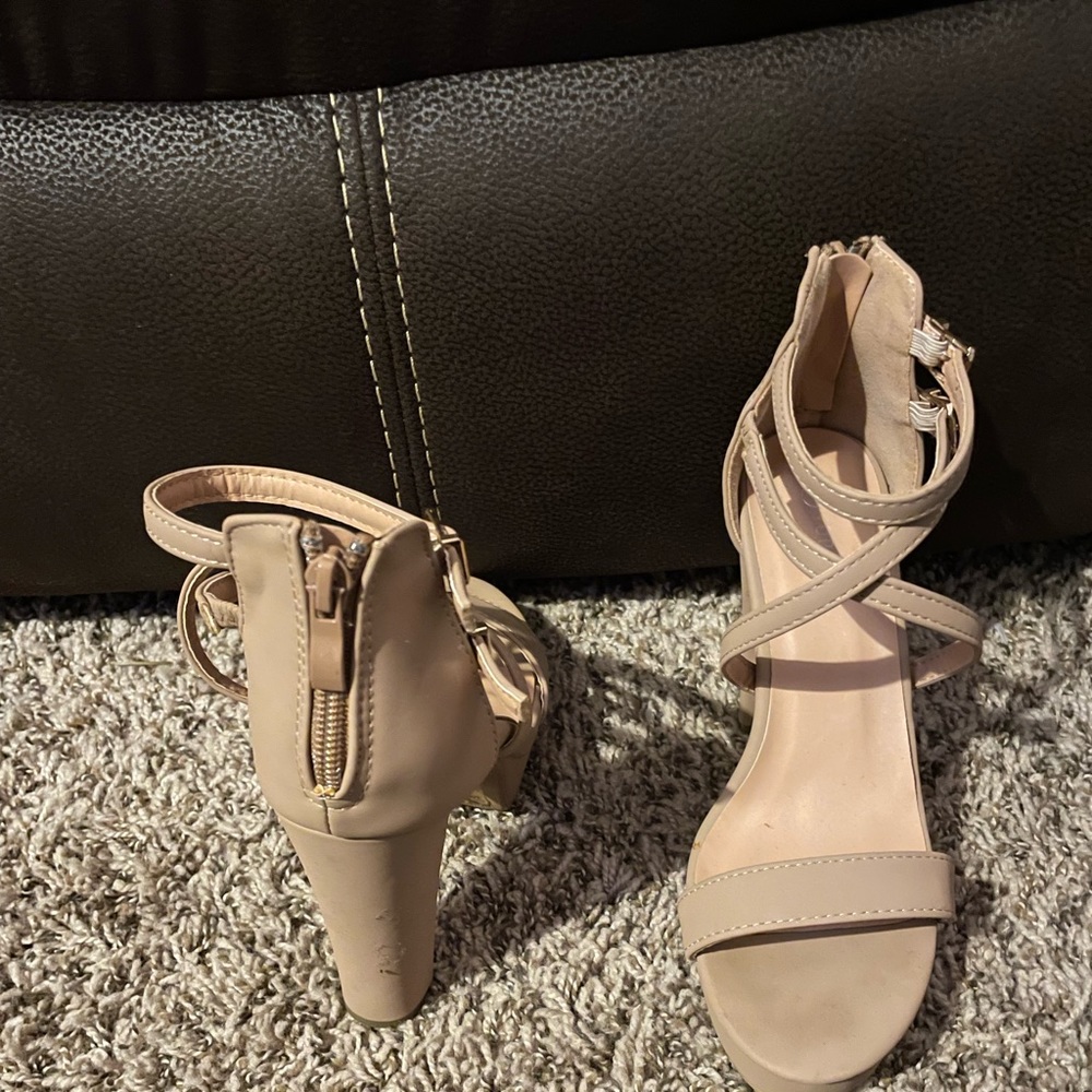 Tan Cross Top shoes